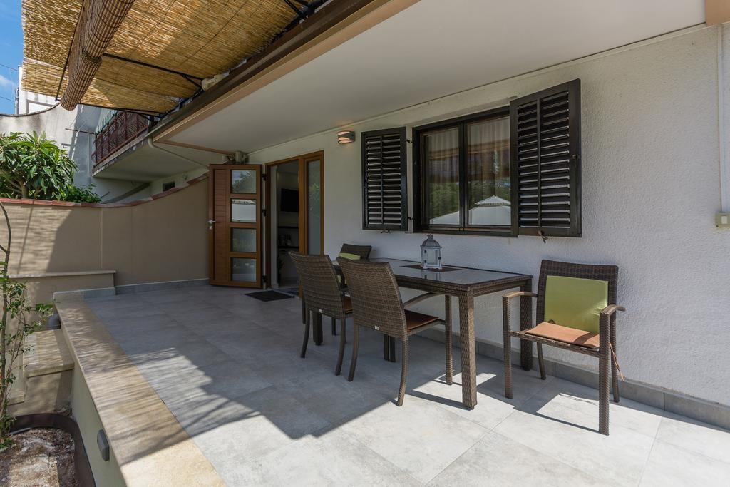 Luxury Apartments Sonja Porec Exterior photo